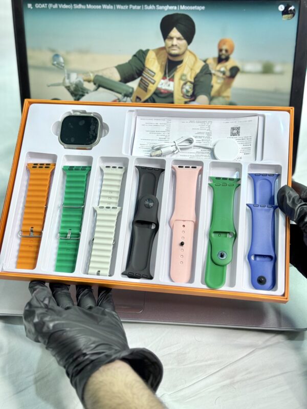 Smart Watch With 7 Straps