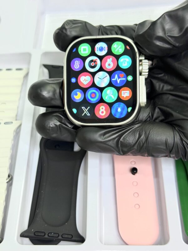 Smart Watch With 7 Straps