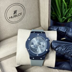 HUBLOT Green Dail With Date in Premium Leather Strap